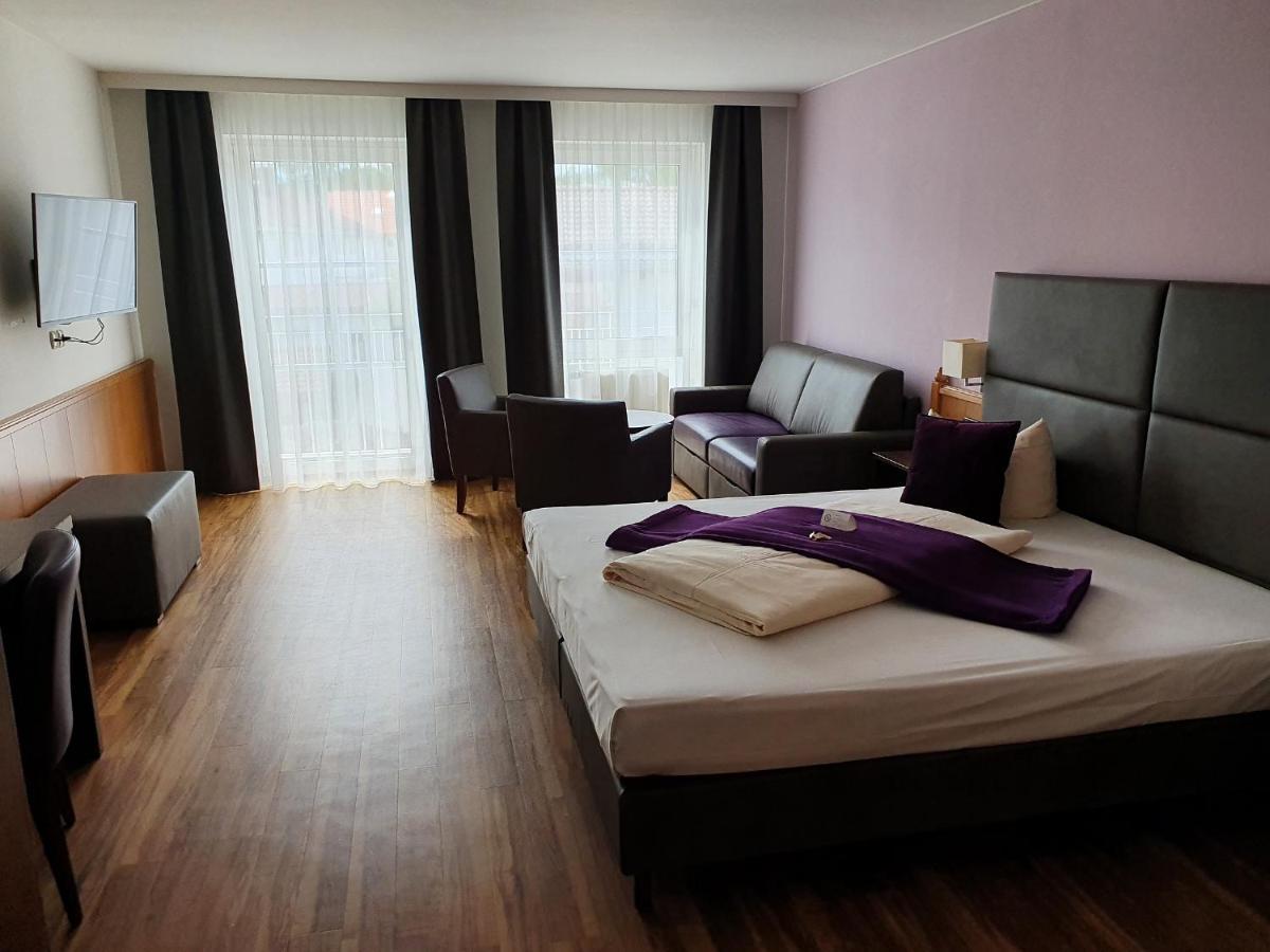 Boutique Hotel Beckenlehner Unterhaching Ngoại thất bức ảnh