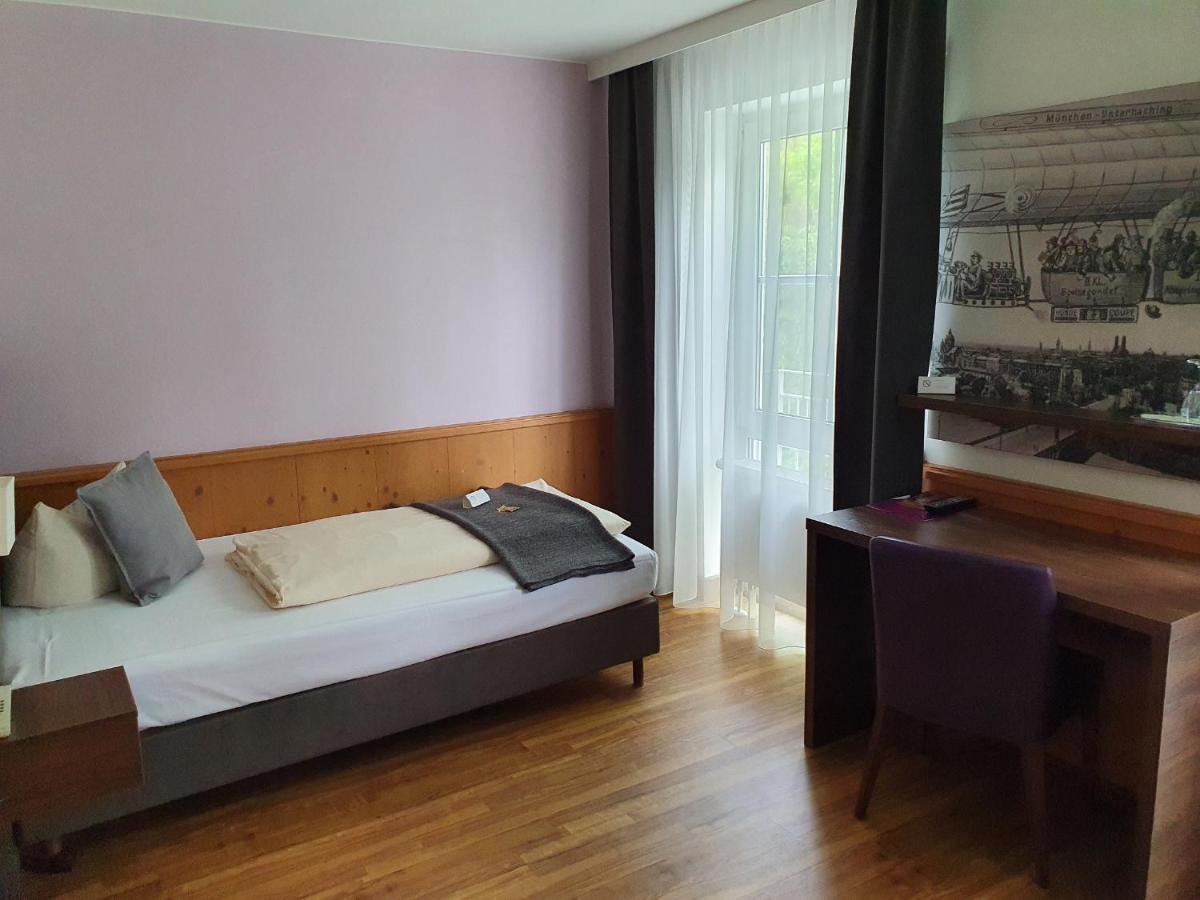 Boutique Hotel Beckenlehner Unterhaching Ngoại thất bức ảnh