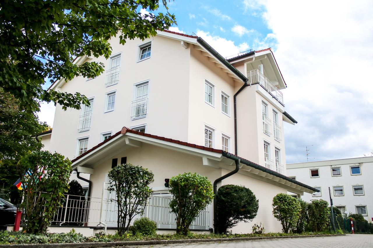 Boutique Hotel Beckenlehner Unterhaching Ngoại thất bức ảnh