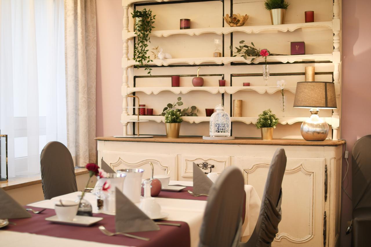Boutique Hotel Beckenlehner Unterhaching Ngoại thất bức ảnh