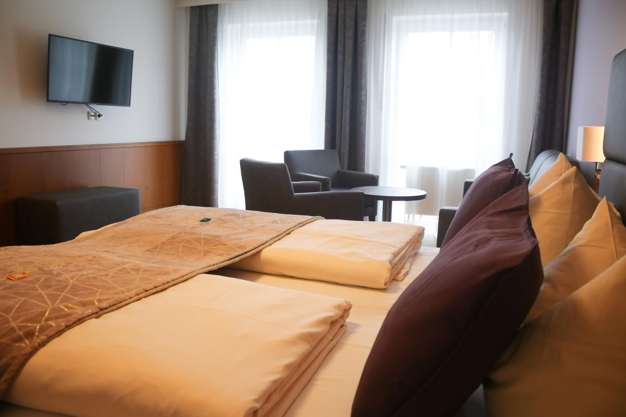 Boutique Hotel Beckenlehner Unterhaching Ngoại thất bức ảnh