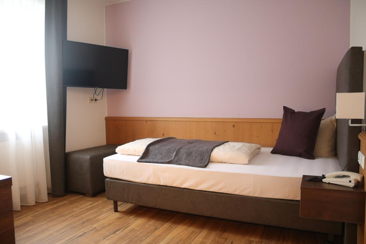 Boutique Hotel Beckenlehner Unterhaching Ngoại thất bức ảnh